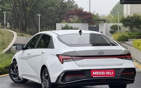 Hyundai Elantra, 2023 год, 1 420 005 рублей, 6 фотография