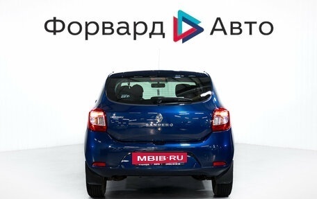 Renault Sandero II рестайлинг, 2014 год, 800 000 рублей, 7 фотография