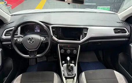 Volkswagen T-Roc I, 2022 год, 1 570 000 рублей, 10 фотография