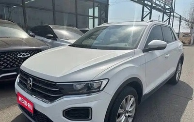 Volkswagen T-Roc I, 2022 год, 1 600 000 рублей, 1 фотография