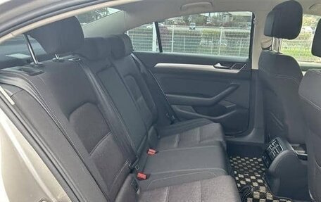 Volkswagen Passat B8 рестайлинг, 2016 год, 1 285 000 рублей, 16 фотография