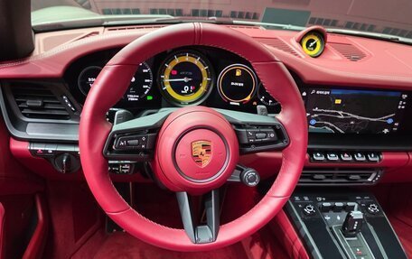 Porsche 911, 2023 год, 17 105 000 рублей, 10 фотография