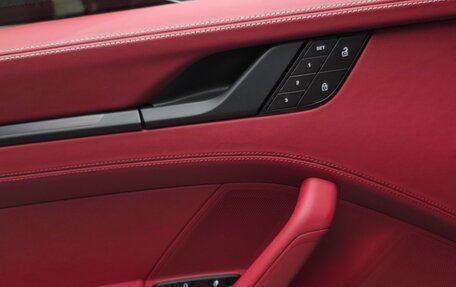 Porsche 911, 2023 год, 17 105 000 рублей, 17 фотография