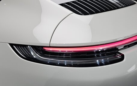 Porsche 911, 2023 год, 17 105 000 рублей, 20 фотография