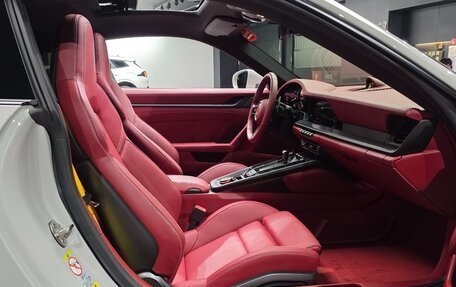 Porsche 911, 2023 год, 17 105 000 рублей, 23 фотография