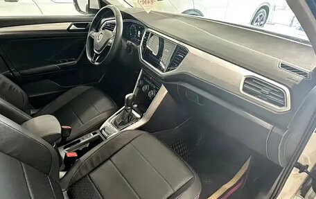 Volkswagen T-Roc I, 2022 год, 1 590 000 рублей, 6 фотография