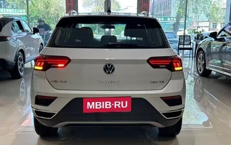 Volkswagen T-Roc I, 2022 год, 1 590 000 рублей, 4 фотография