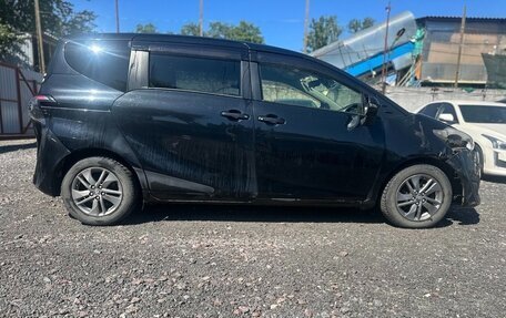 Toyota Sienta II, 2016 год, 900 000 рублей, 3 фотография