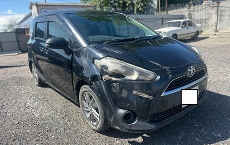 Toyota Sienta II, 2016 год, 900 000 рублей, 2 фотография