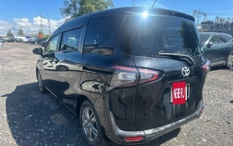 Toyota Sienta II, 2016 год, 900 000 рублей, 5 фотография
