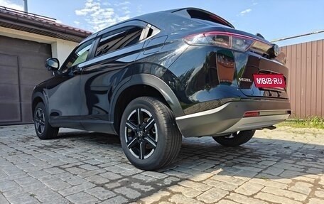 Honda Vezel, 2021 год, 2 160 000 рублей, 7 фотография