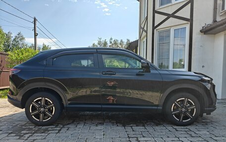 Honda Vezel, 2021 год, 2 160 000 рублей, 16 фотография