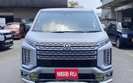 Mitsubishi Delica D:5 I, 2022 год, 2 550 000 рублей, 2 фотография