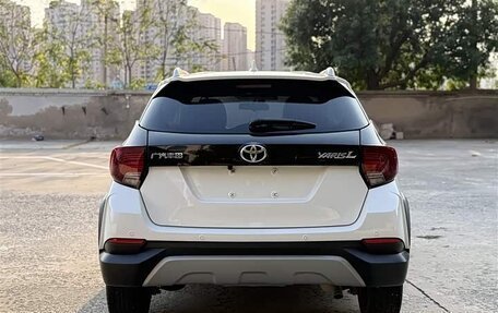 Toyota Yaris XP150 рестайлинг, 2023 год, 1 055 000 рублей, 5 фотография