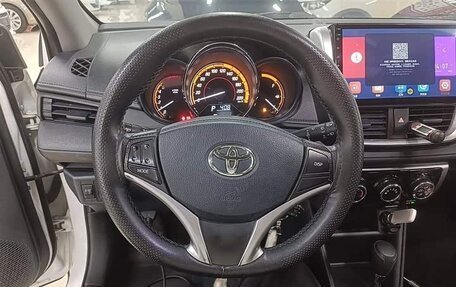 Toyota Yaris XP150 рестайлинг, 2023 год, 1 055 000 рублей, 8 фотография