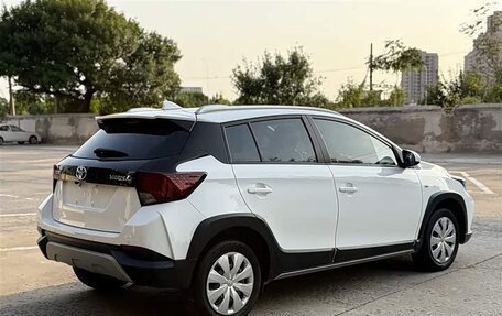 Toyota Yaris XP150 рестайлинг, 2023 год, 1 055 000 рублей, 4 фотография