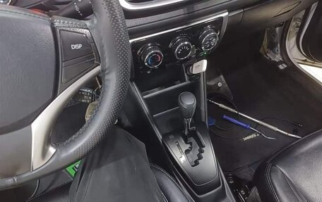 Toyota Yaris XP150 рестайлинг, 2023 год, 1 055 000 рублей, 10 фотография