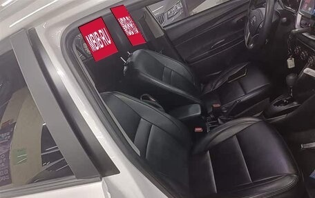 Toyota Yaris XP150 рестайлинг, 2023 год, 1 055 000 рублей, 12 фотография