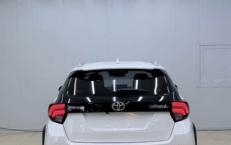 Toyota Yaris XP150 рестайлинг, 2022 год, 1 071 000 рублей, 5 фотография