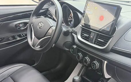 Toyota Yaris XP150 рестайлинг, 2022 год, 1 071 000 рублей, 12 фотография