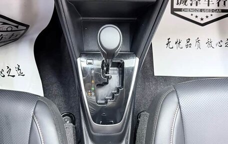 Toyota Yaris XP150 рестайлинг, 2022 год, 1 071 000 рублей, 10 фотография