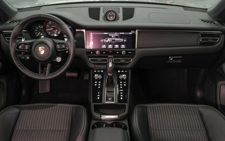 Porsche Macan I рестайлинг, 2024 год, 9 990 000 рублей, 14 фотография