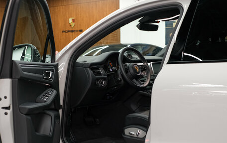 Porsche Macan I рестайлинг, 2024 год, 9 990 000 рублей, 13 фотография