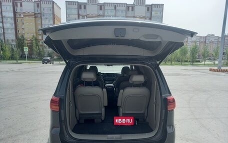 KIA Carnival III, 2019 год, 3 250 000 рублей, 8 фотография