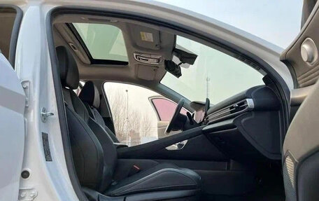 Hyundai Elantra, 2022 год, 1 220 000 рублей, 15 фотография