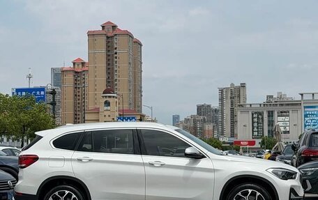 BMW X1, 2022 год, 1 715 000 рублей, 4 фотография