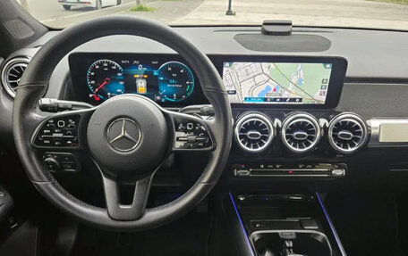 Mercedes-Benz GLB, 2023 год, 2 300 123 рублей, 5 фотография
