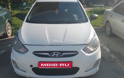 Hyundai Solaris II рестайлинг, 2012 год, 700 000 рублей, 1 фотография