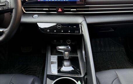 Hyundai Elantra, 2022 год, 1 248 000 рублей, 10 фотография