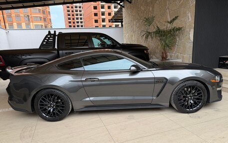 Ford Mustang VI рестайлинг, 2018 год, 5 500 000 рублей, 3 фотография