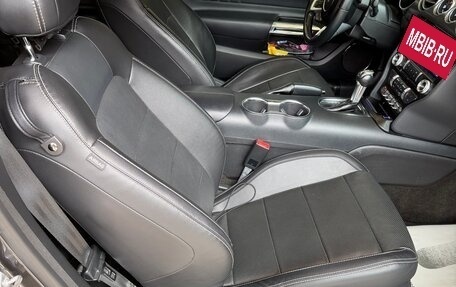 Ford Mustang VI рестайлинг, 2018 год, 5 500 000 рублей, 12 фотография