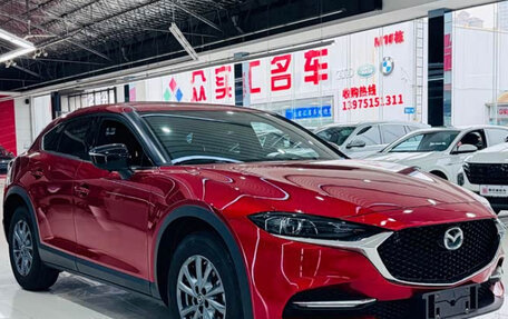Mazda CX-4, 2022 год, 1 640 000 рублей, 2 фотография