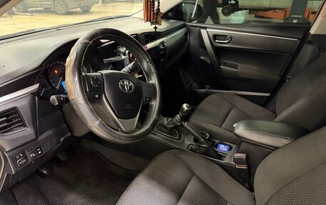 Toyota Corolla, 2014 год, 1 280 000 рублей, 6 фотография
