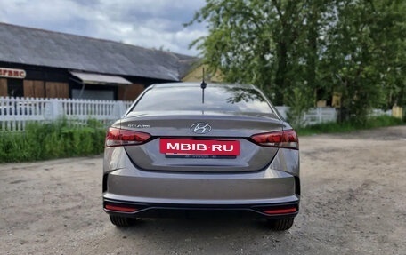 Hyundai Solaris II рестайлинг, 2021 год, 1 550 000 рублей, 6 фотография