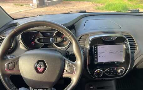 Renault Kaptur I рестайлинг, 2018 год, 1 490 000 рублей, 8 фотография