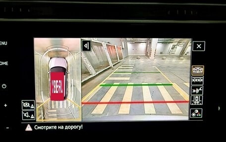 Volkswagen Tiguan II, 2018 год, 3 000 000 рублей, 10 фотография