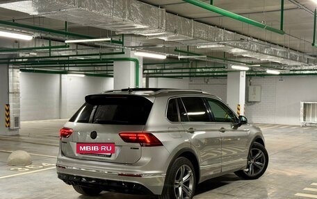 Volkswagen Tiguan II, 2018 год, 3 000 000 рублей, 27 фотография