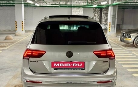 Volkswagen Tiguan II, 2018 год, 3 000 000 рублей, 30 фотография