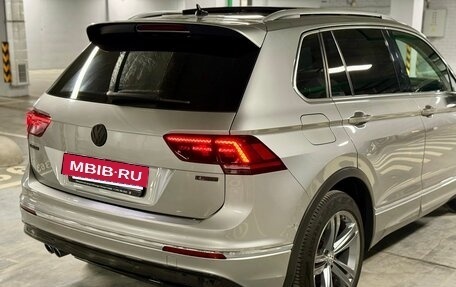 Volkswagen Tiguan II, 2018 год, 3 000 000 рублей, 39 фотография