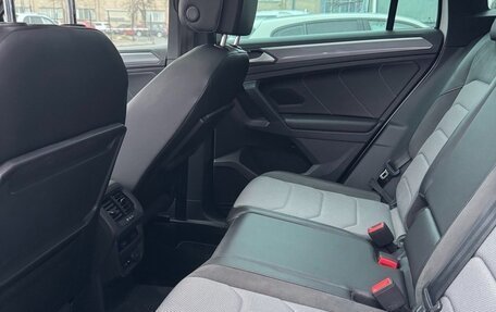 Volkswagen Tiguan II, 2019 год, 2 750 000 рублей, 10 фотография