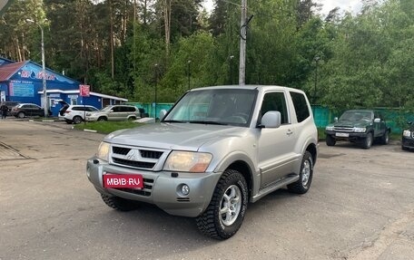 Mitsubishi Pajero III рестайлинг, 2003 год, 850 000 рублей, 1 фотография