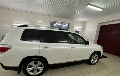 Toyota Highlander III, 2011 год, 2 100 000 рублей, 6 фотография