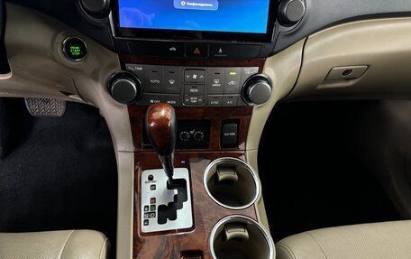 Toyota Highlander III, 2011 год, 2 100 000 рублей, 14 фотография