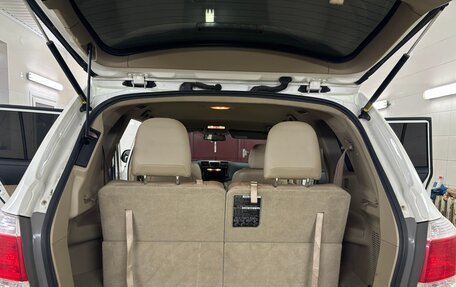 Toyota Highlander III, 2011 год, 2 100 000 рублей, 20 фотография