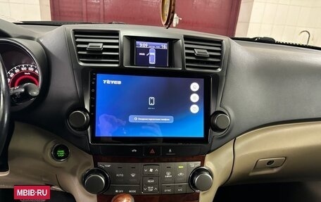 Toyota Highlander III, 2011 год, 2 100 000 рублей, 13 фотография