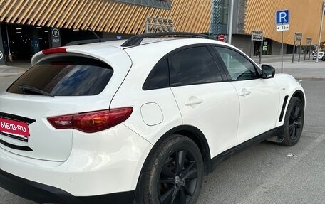 Infiniti QX70, 2014 год, 1 850 000 рублей, 4 фотография